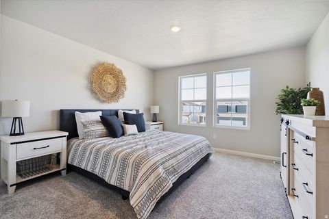 Tiny photo for 297 N ROUNDABOUT ST, Saratoga Springs, UT 84045 (MLS # 2150974)