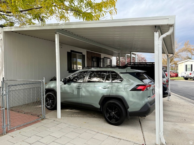 VILLA WEST MANUFACTURED HOME COMMUNITY - Residential