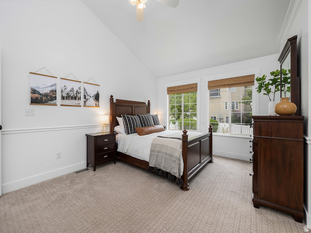 CAMBRIDGE FARMS - Residential