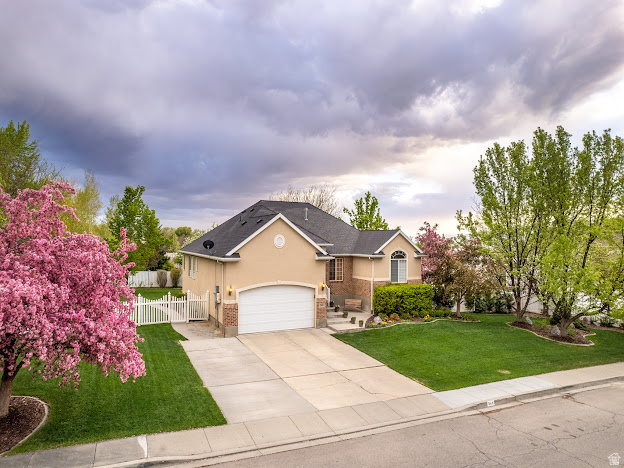 CAMBRIDGE FARMS - Residential