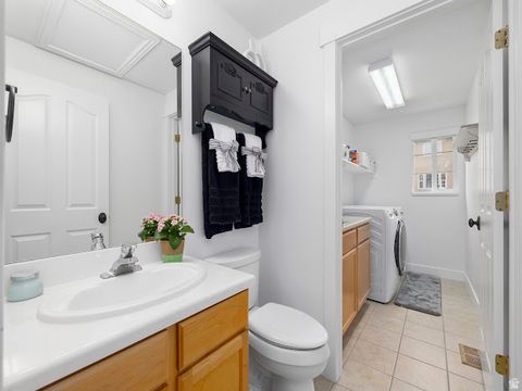 Tiny photo for 341 W 600 N, Lindon, UT 84042 (MLS # 2147068)