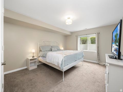 Tiny photo for 341 W 600 N, Lindon, UT 84042 (MLS # 2147068)