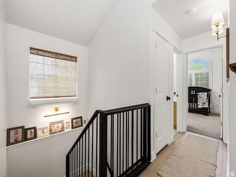 Tiny photo for 341 W 600 N, Lindon, UT 84042 (MLS # 2147068)