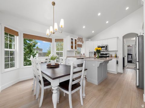 Tiny photo for 341 W 600 N, Lindon, UT 84042 (MLS # 2147068)