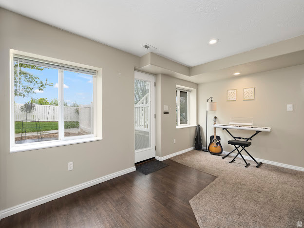 CAMBRIDGE FARMS - Residential