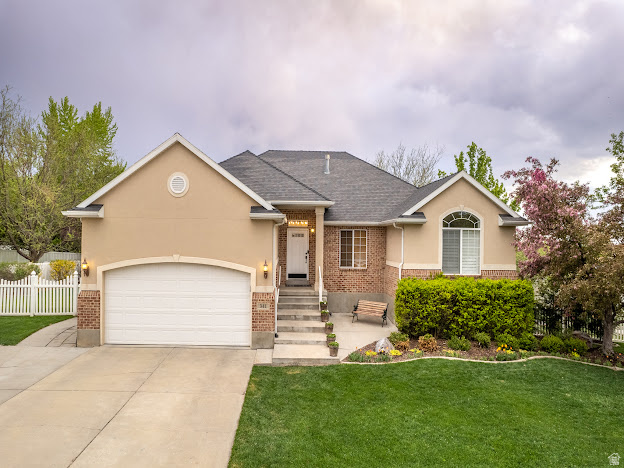 CAMBRIDGE FARMS - Residential