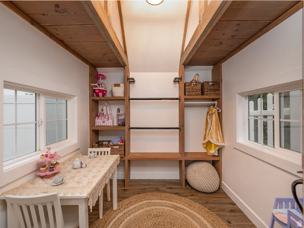 CAMBRIDGE FARMS - Residential