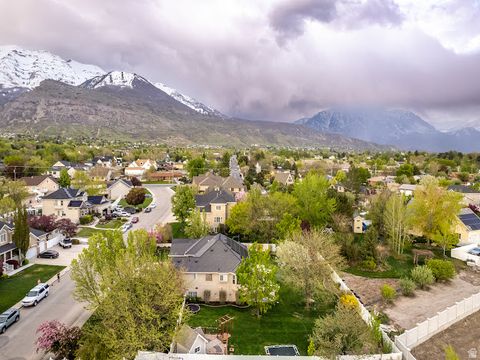 Tiny photo for 341 W 600 N, Lindon, UT 84042 (MLS # 2147068)