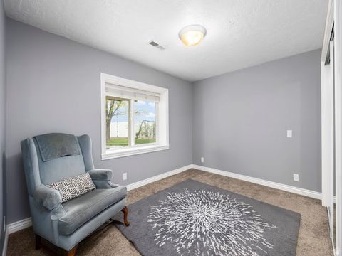 Tiny photo for 341 W 600 N, Lindon, UT 84042 (MLS # 2147068)