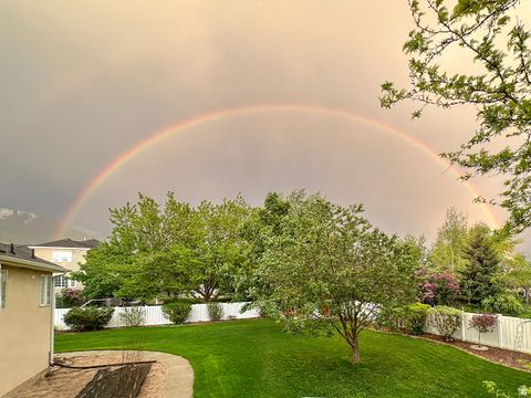 Tiny photo for 341 W 600 N, Lindon, UT 84042 (MLS # 2147068)