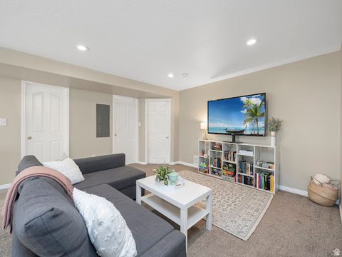 Tiny photo for 341 W 600 N, Lindon, UT 84042 (MLS # 2147068)