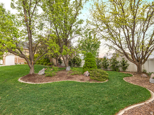 CAMBRIDGE FARMS - Residential