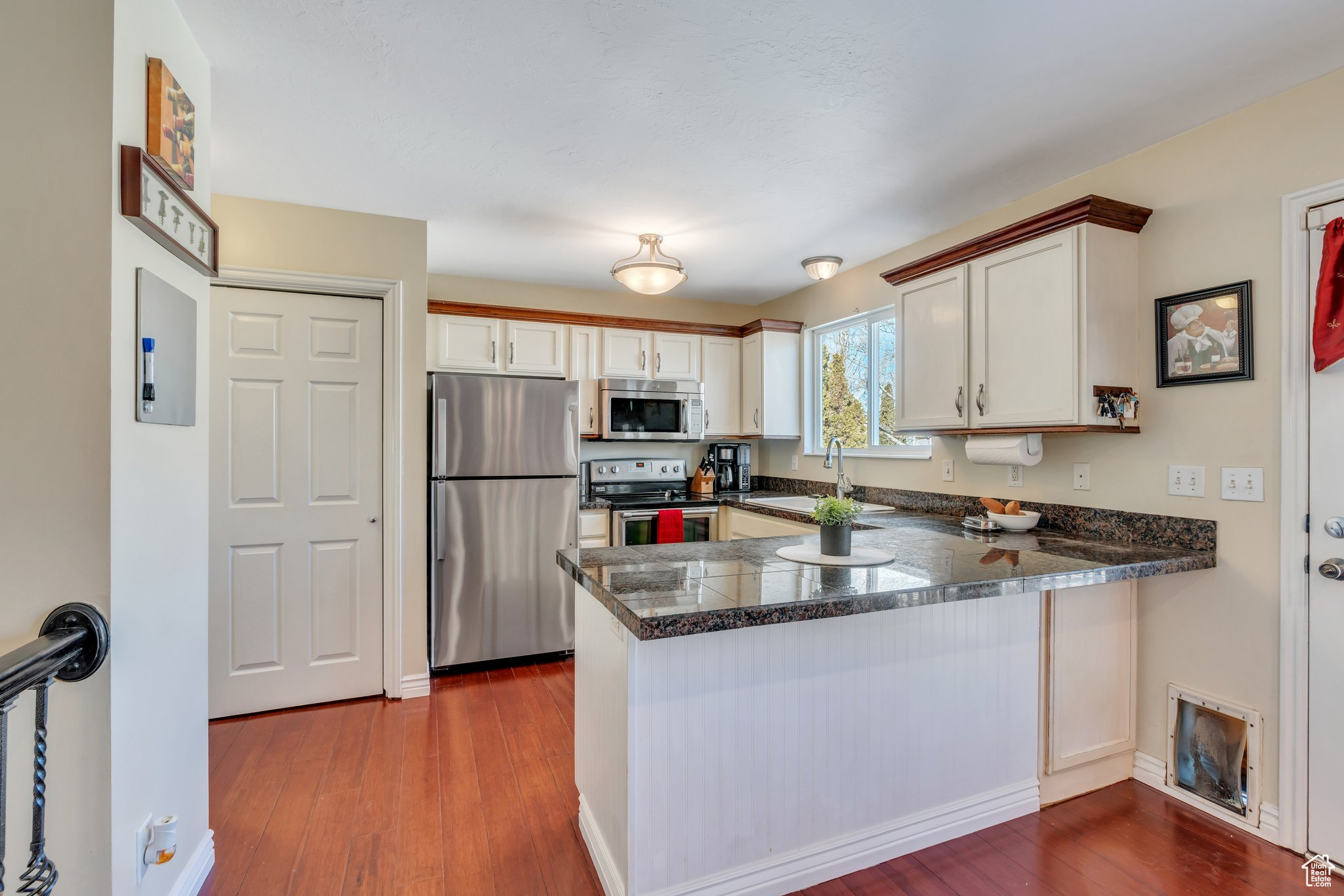 4706 W Lone View Ct, West Jordan, Utah image 6