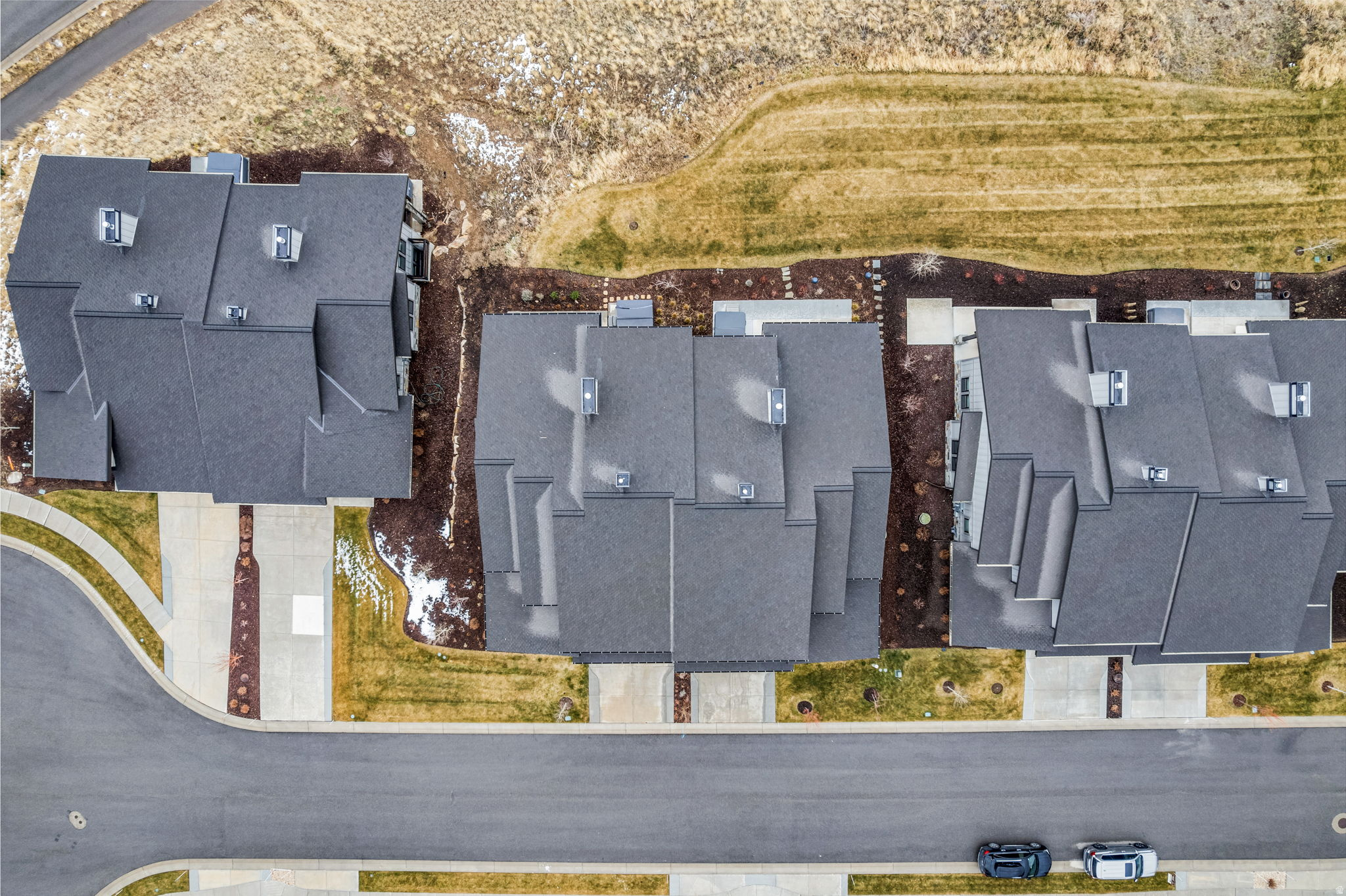 MAYFLOWER LAKESIDE - Residential