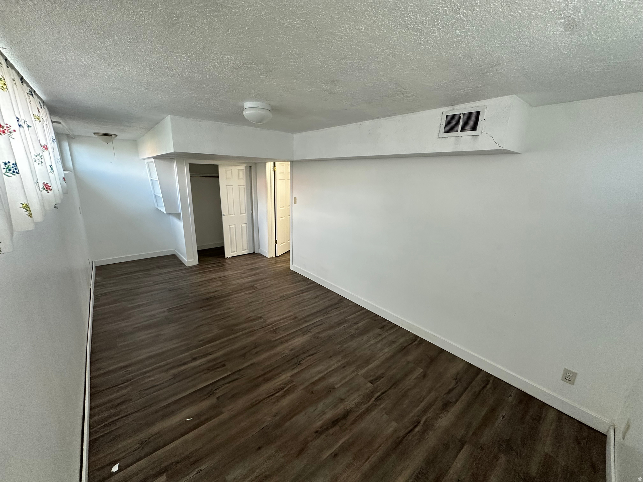 LINCOLN GARDENS - Residential