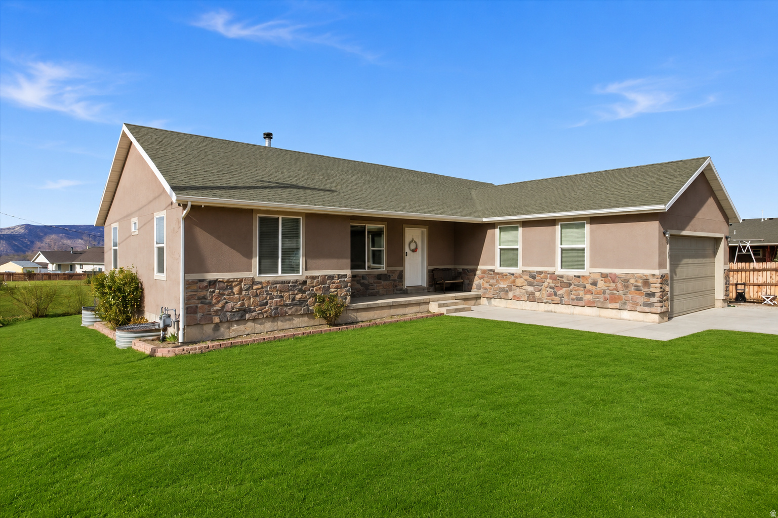 DAILEY MINOR - Residential