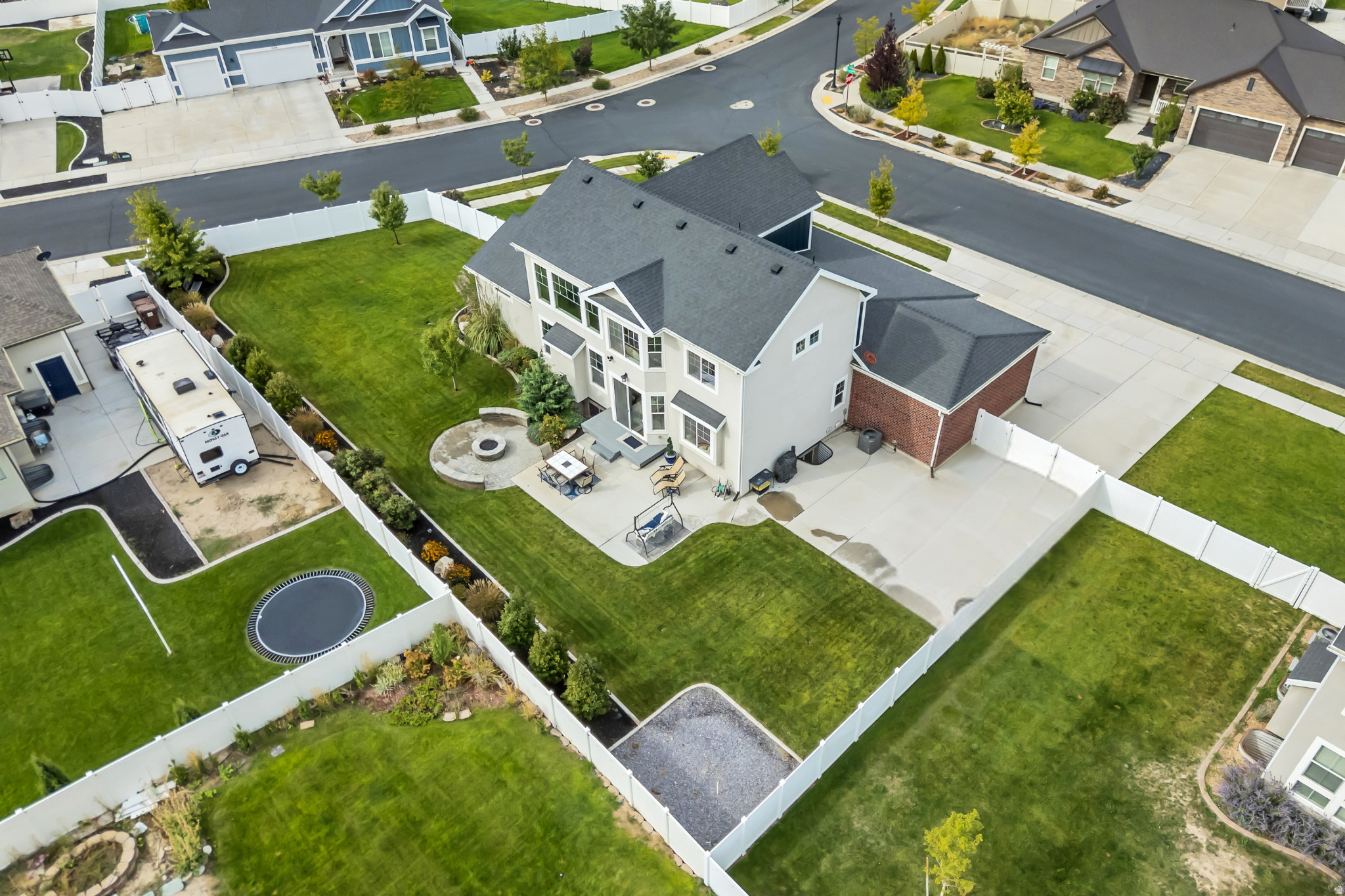 OVERLAND - Residential