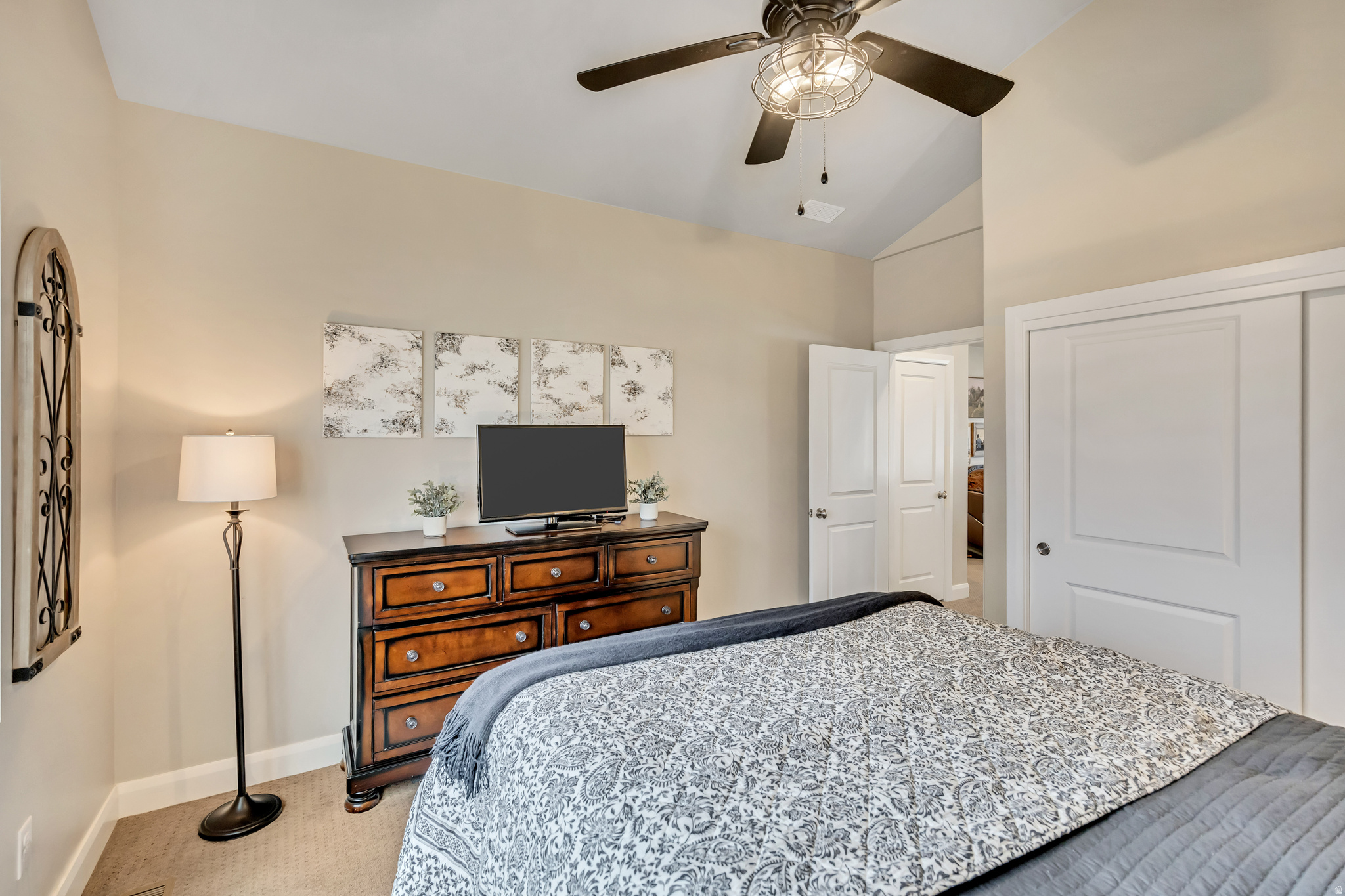 OVERLAND - Residential