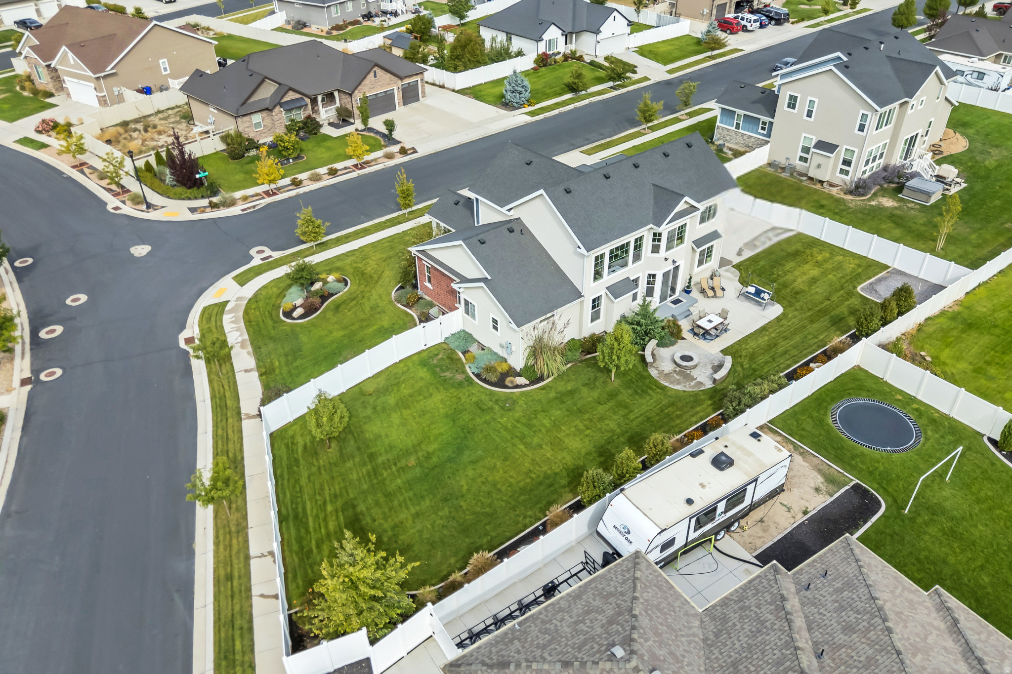 OVERLAND - Residential