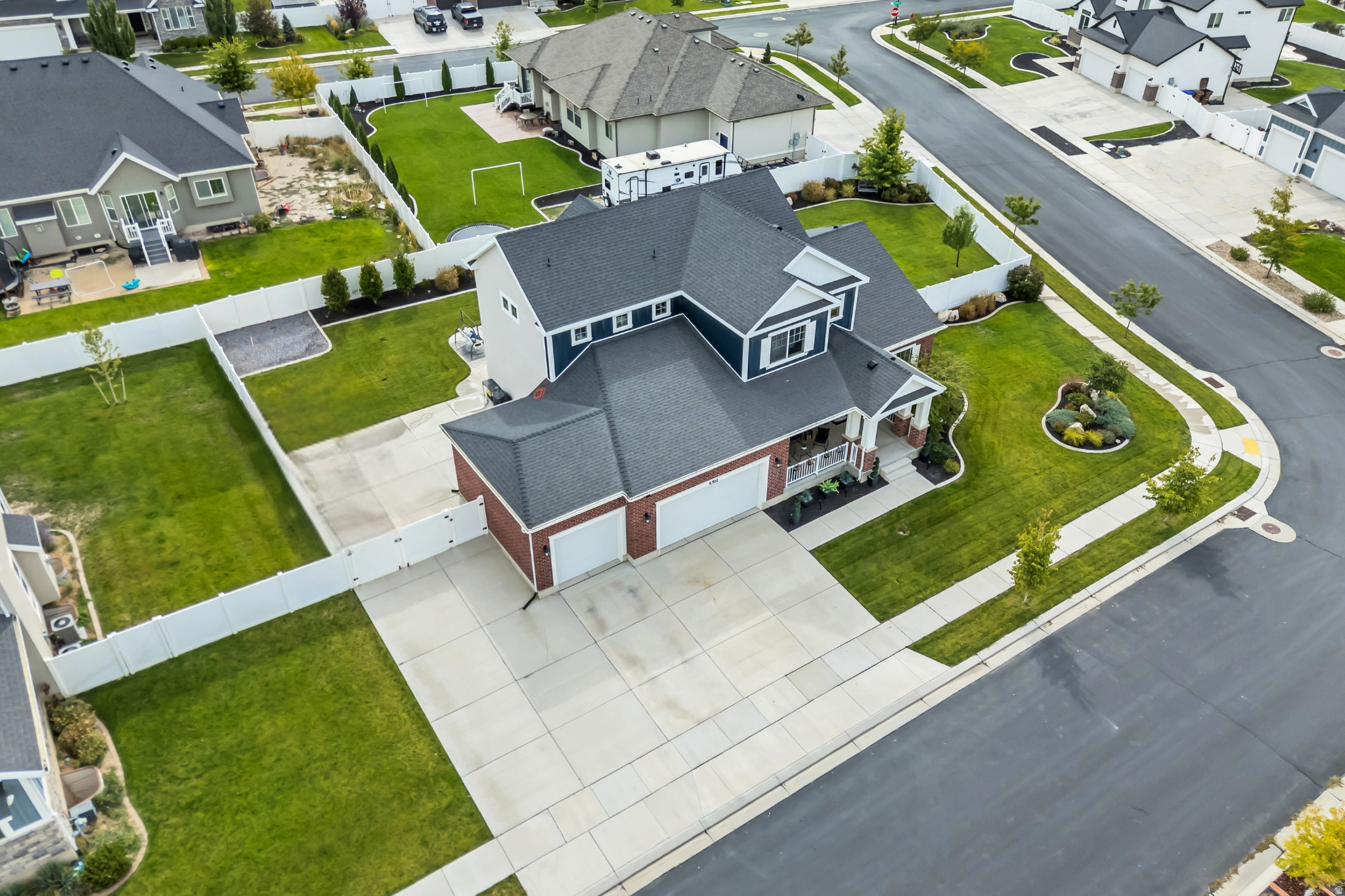 OVERLAND - Residential