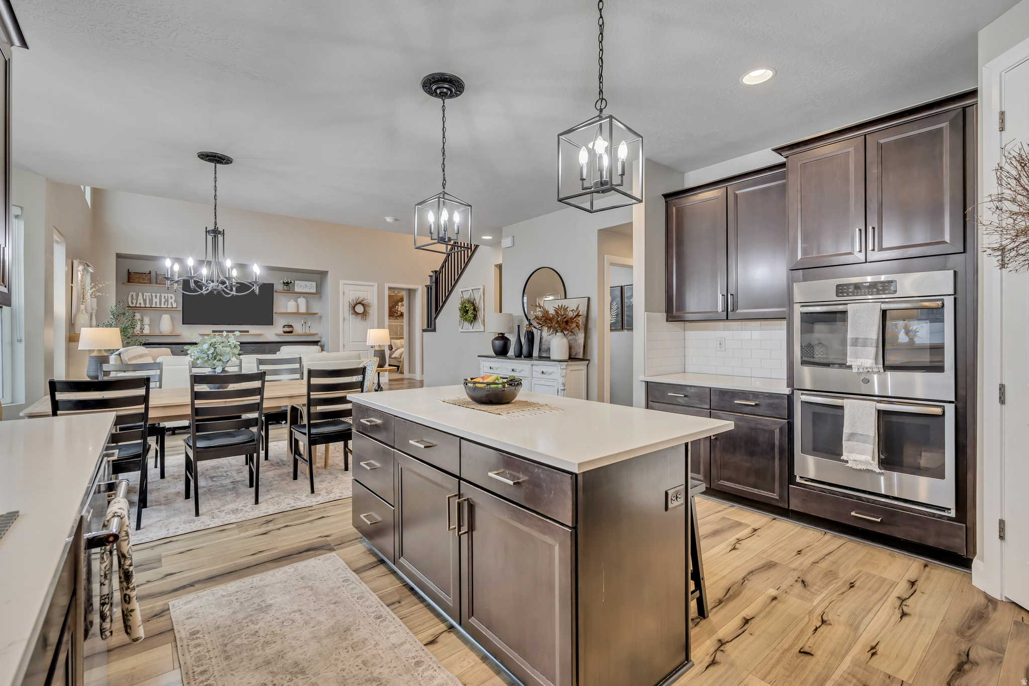 OVERLAND - Residential