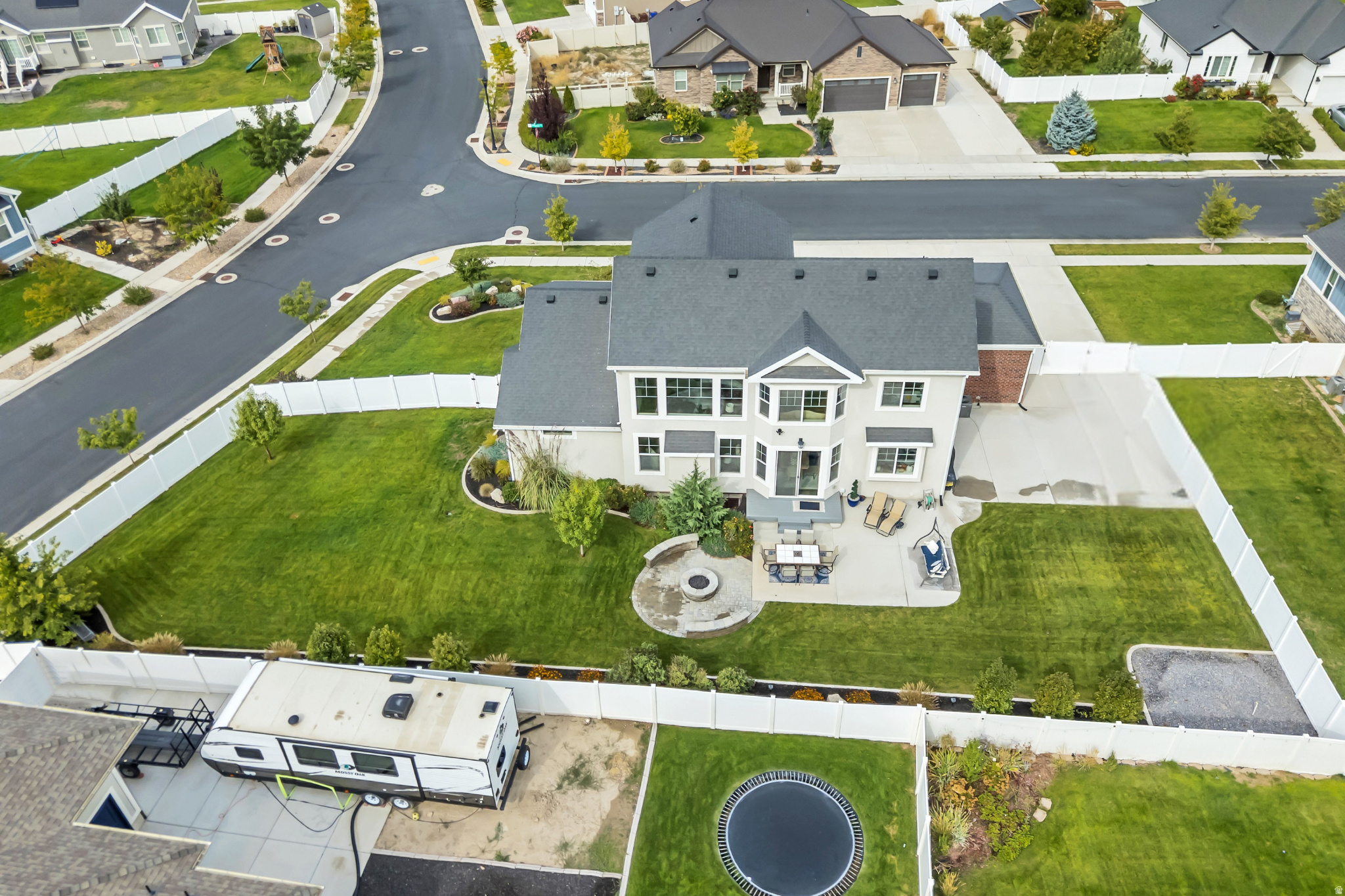 OVERLAND - Residential