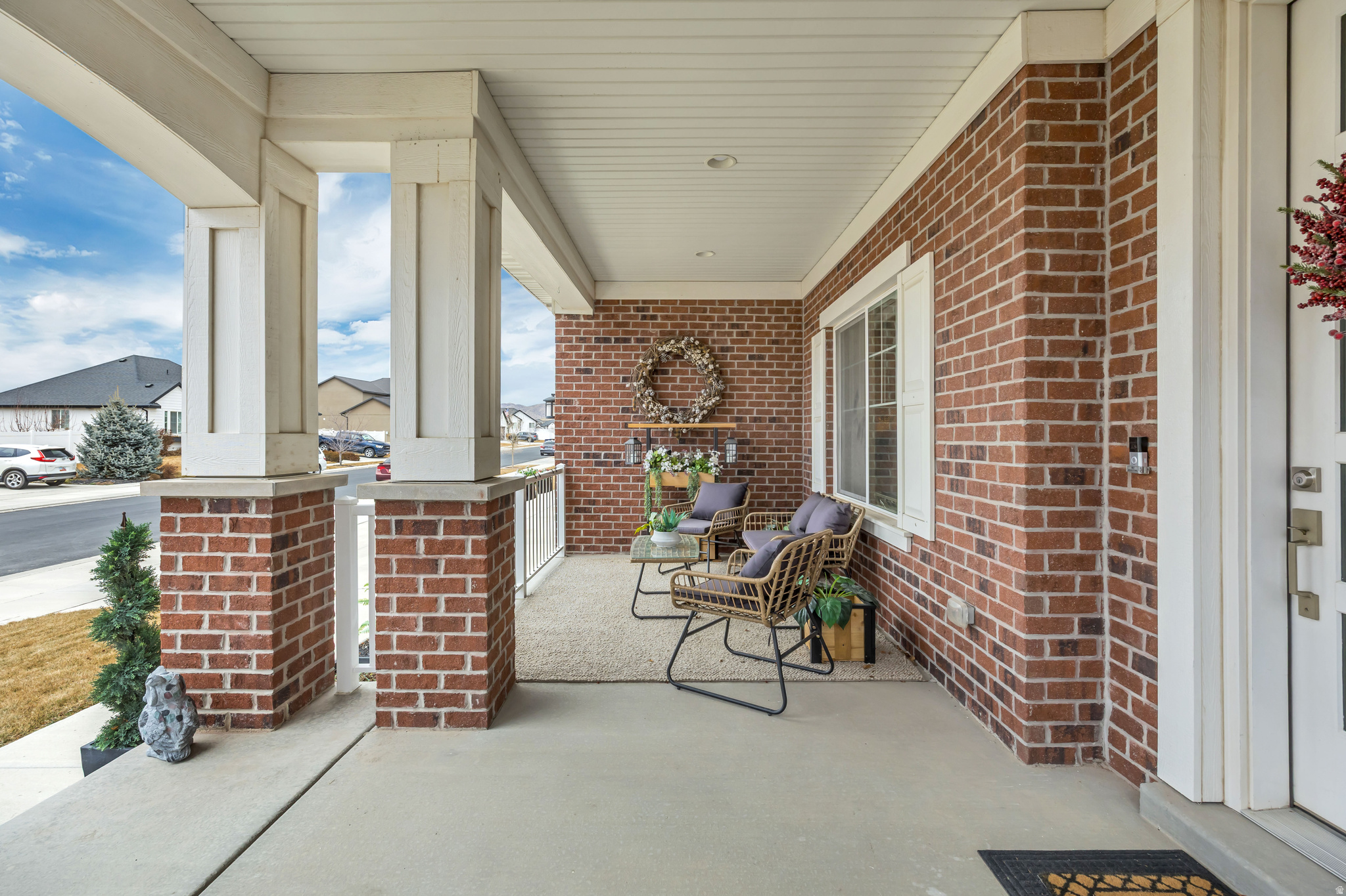 OVERLAND - Residential