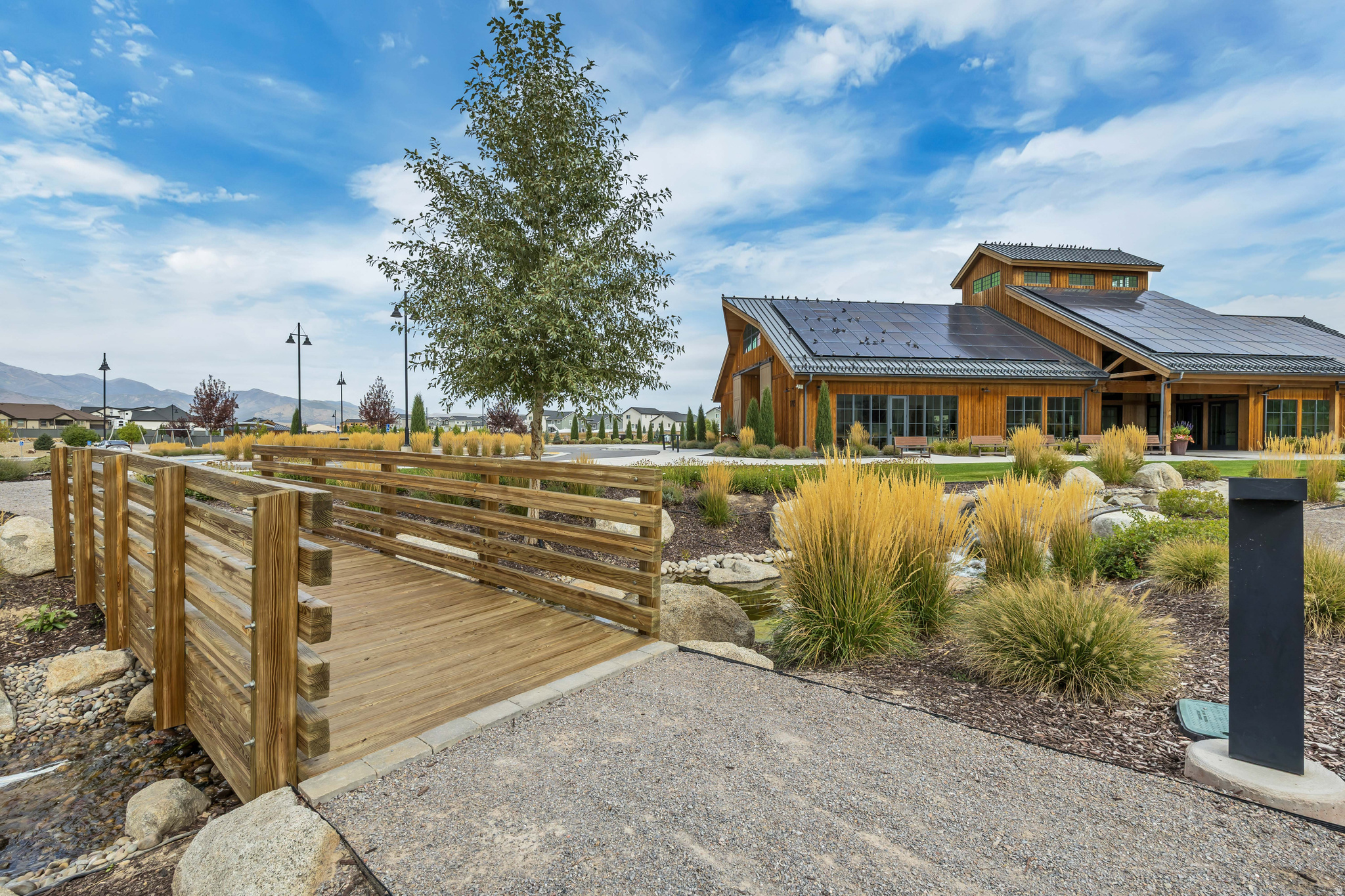 OVERLAND - Residential