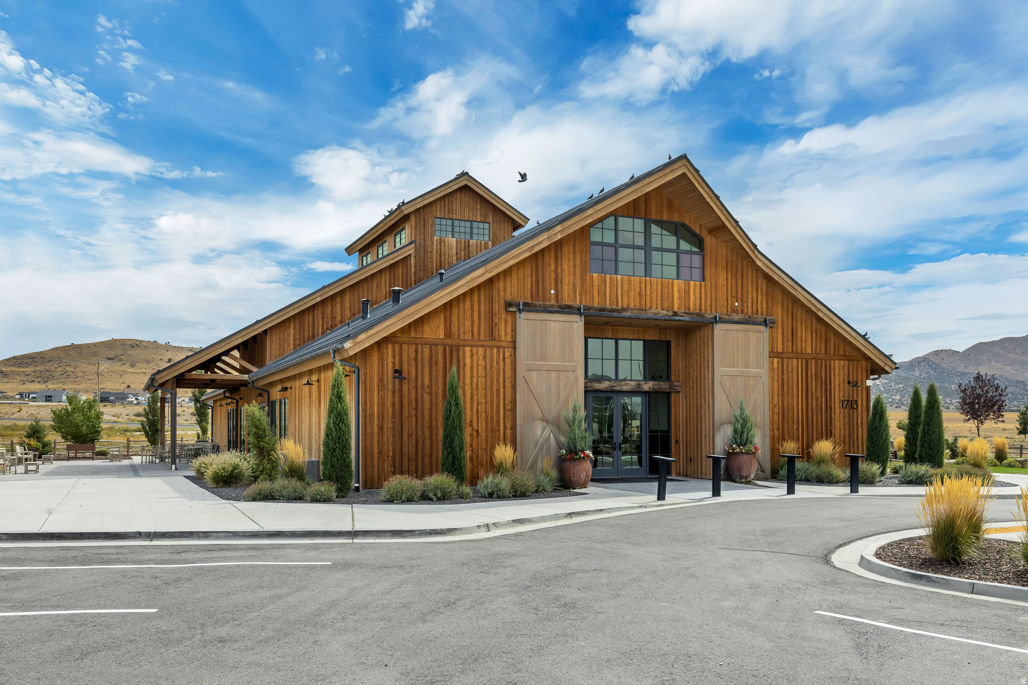 OVERLAND - Residential