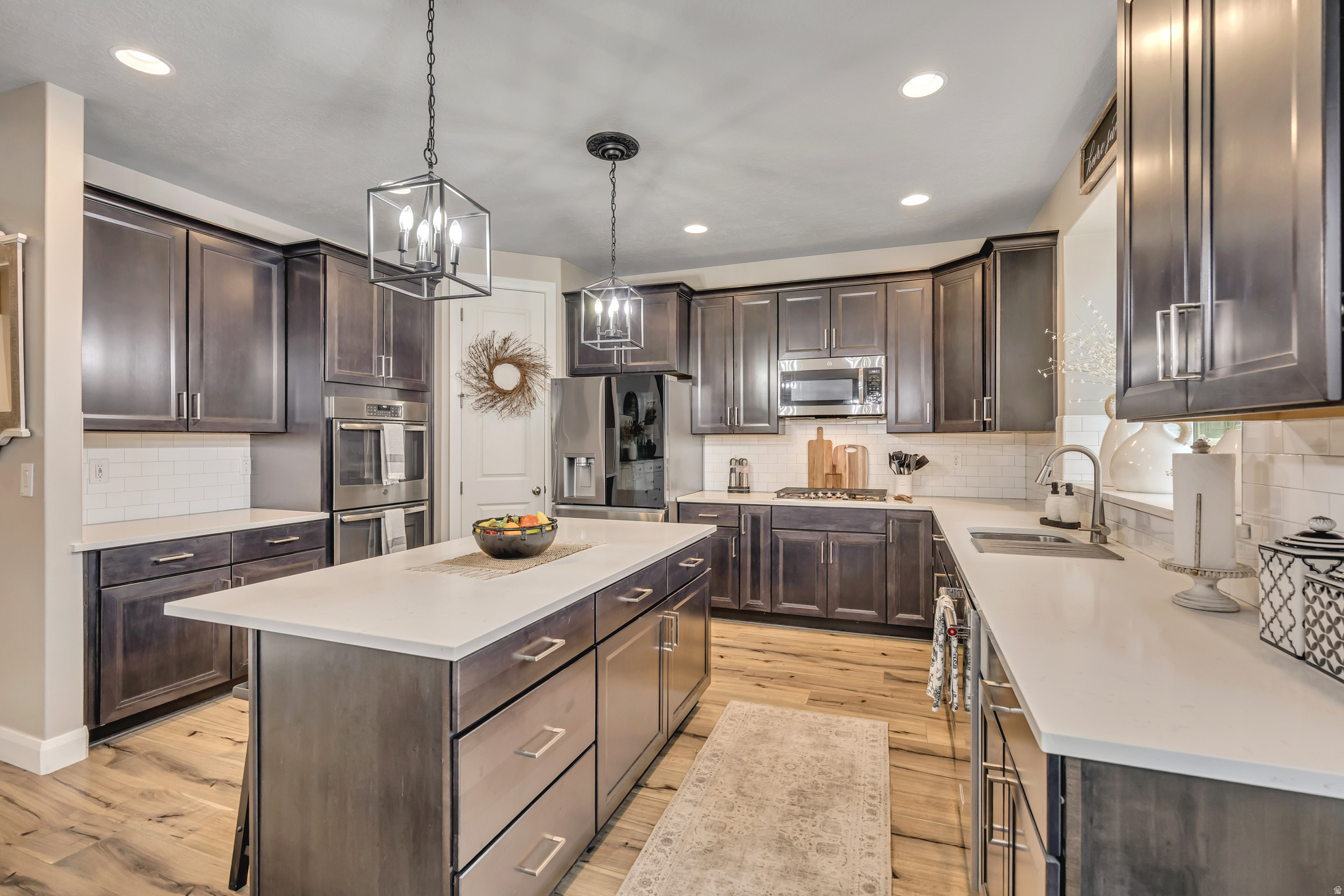 OVERLAND - Residential