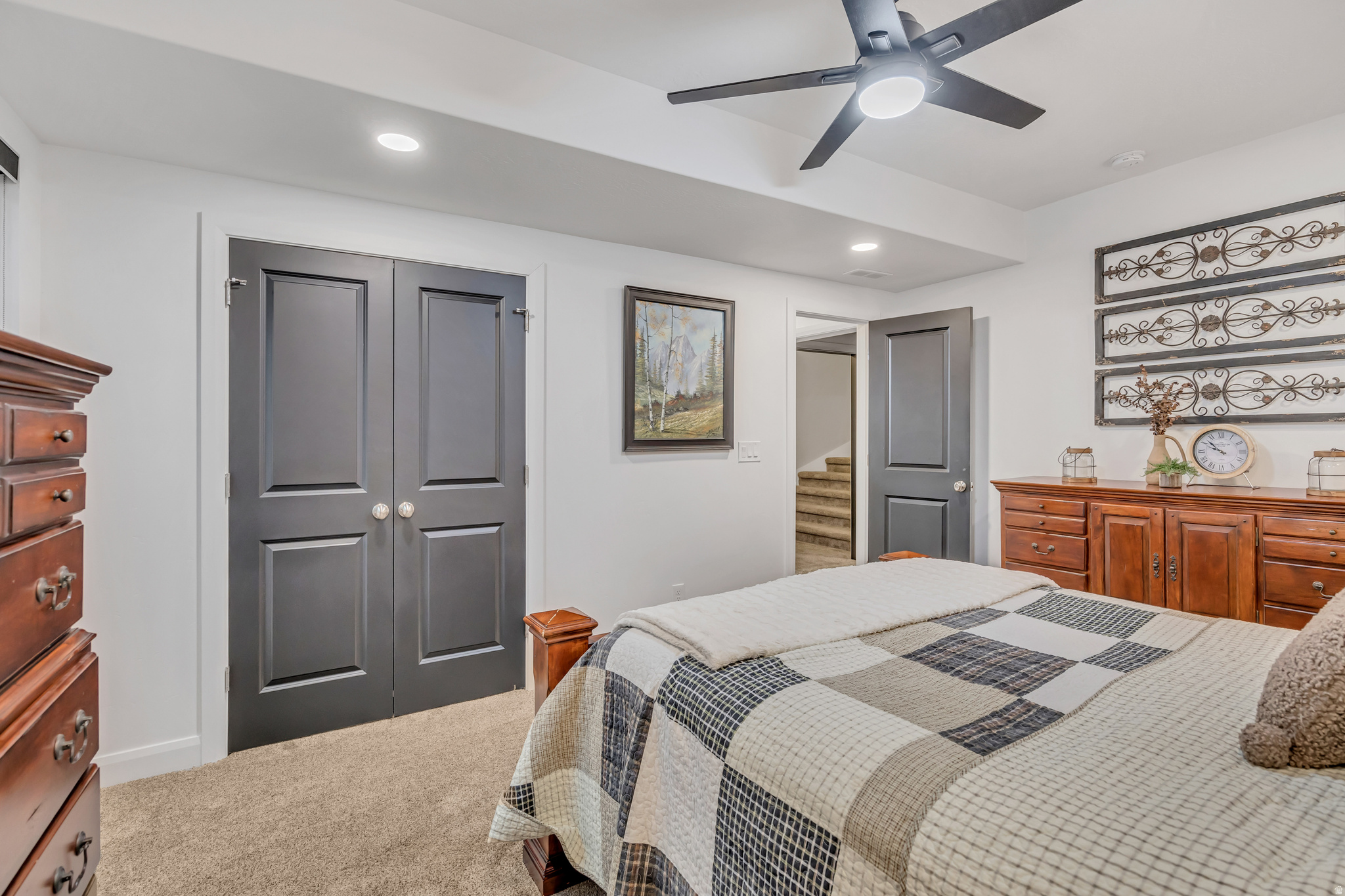 OVERLAND - Residential