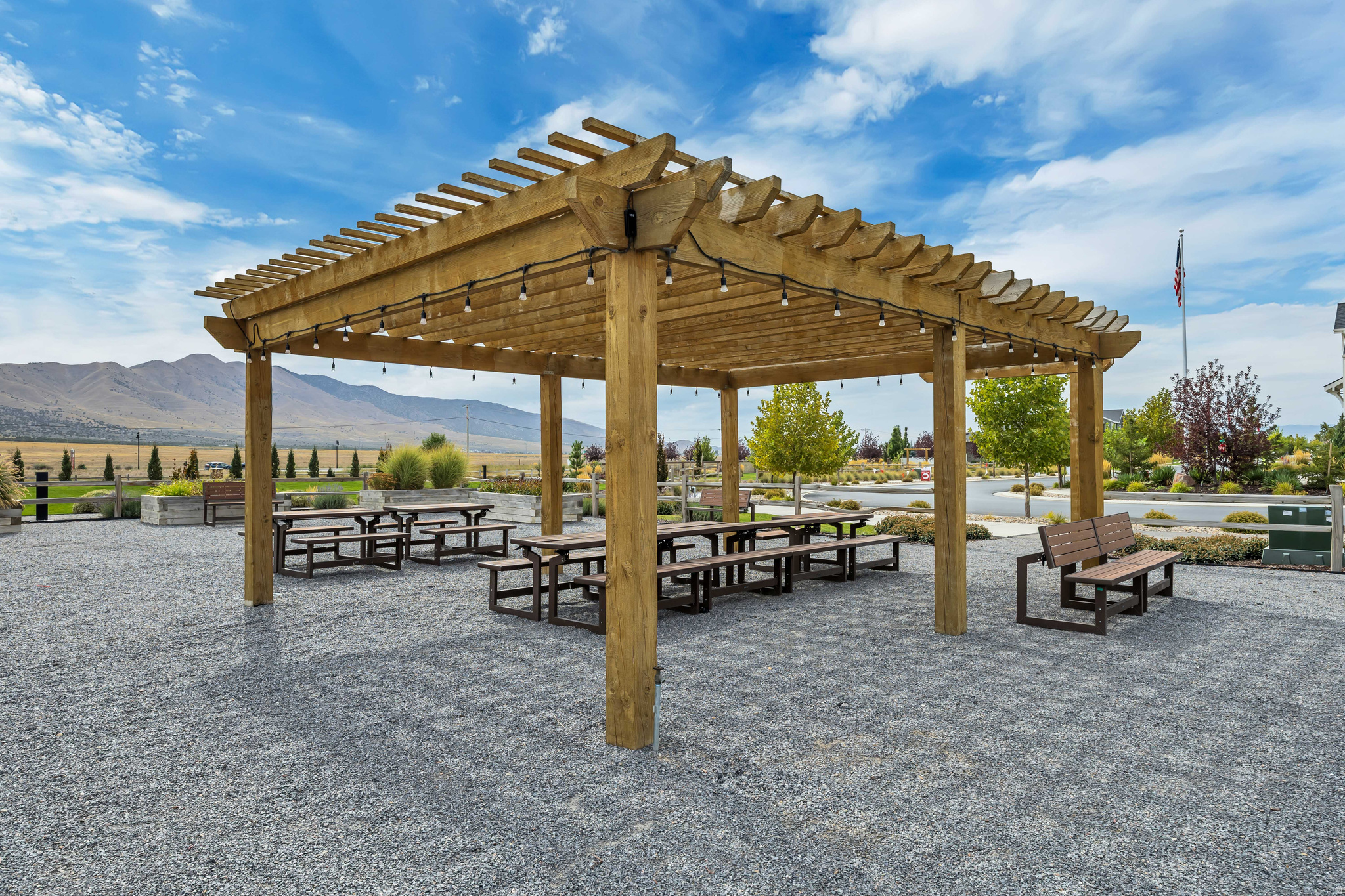 OVERLAND - Residential