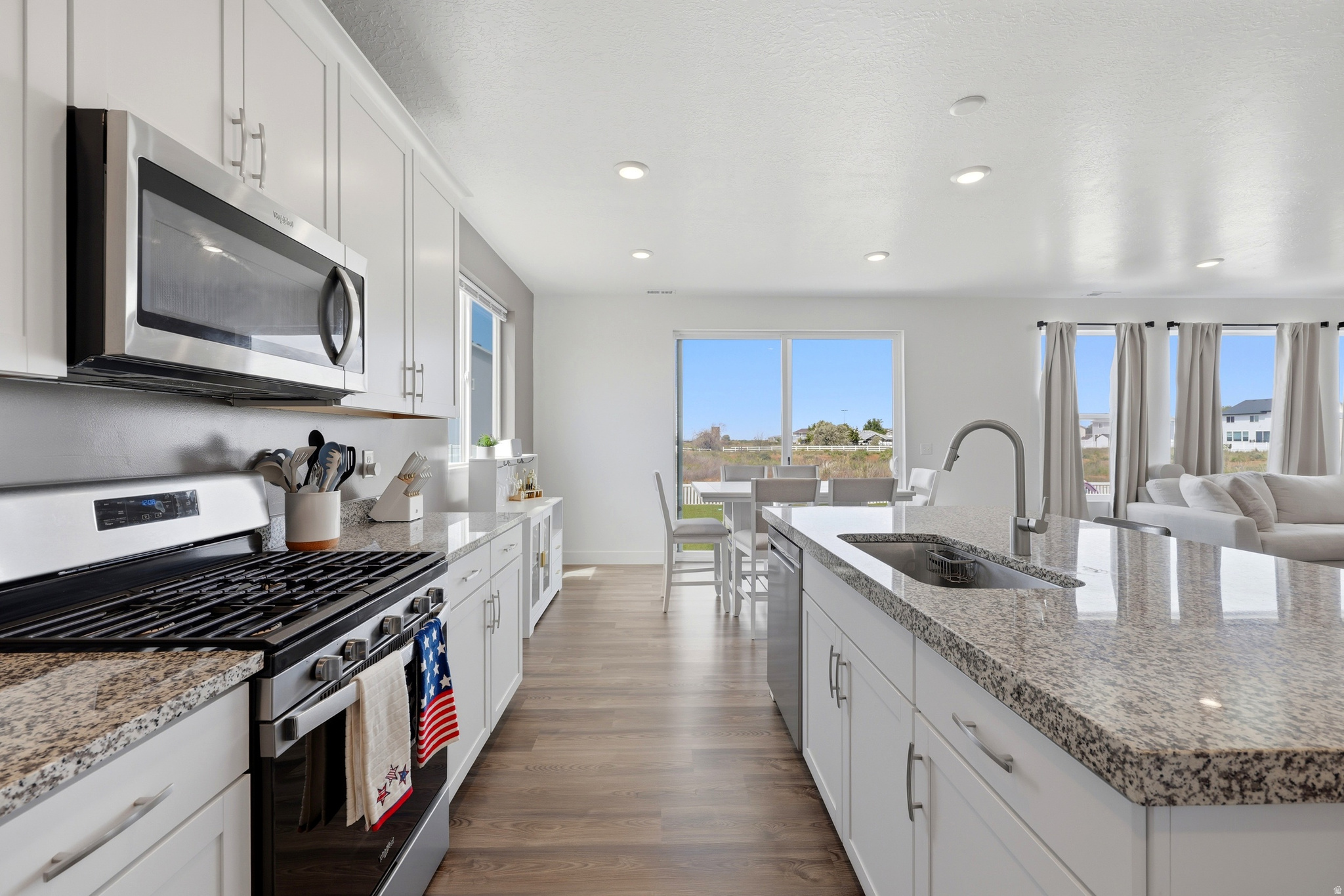 SHORELINE - Residential