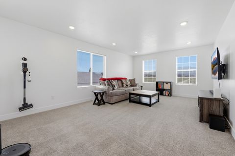 Tiny photo for 2978 S SHORELINE DR, Syracuse, UT 84075 (MLS # 2160406)