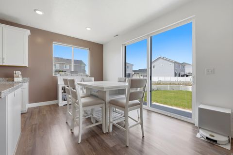 Tiny photo for 2978 S SHORELINE DR, Syracuse, UT 84075 (MLS # 2160406)