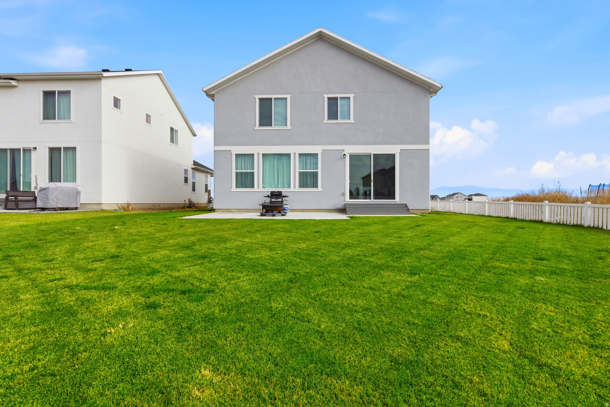 SHORELINE - Residential