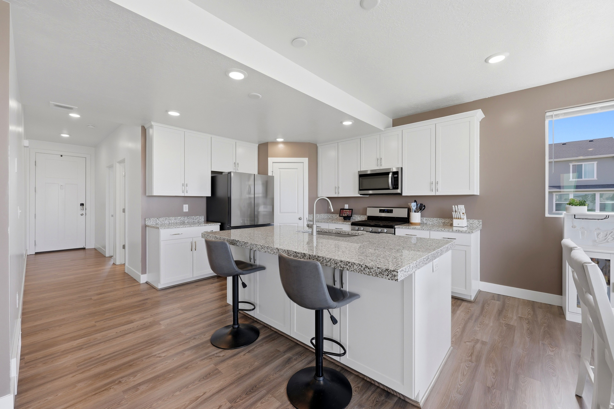 SHORELINE - Residential