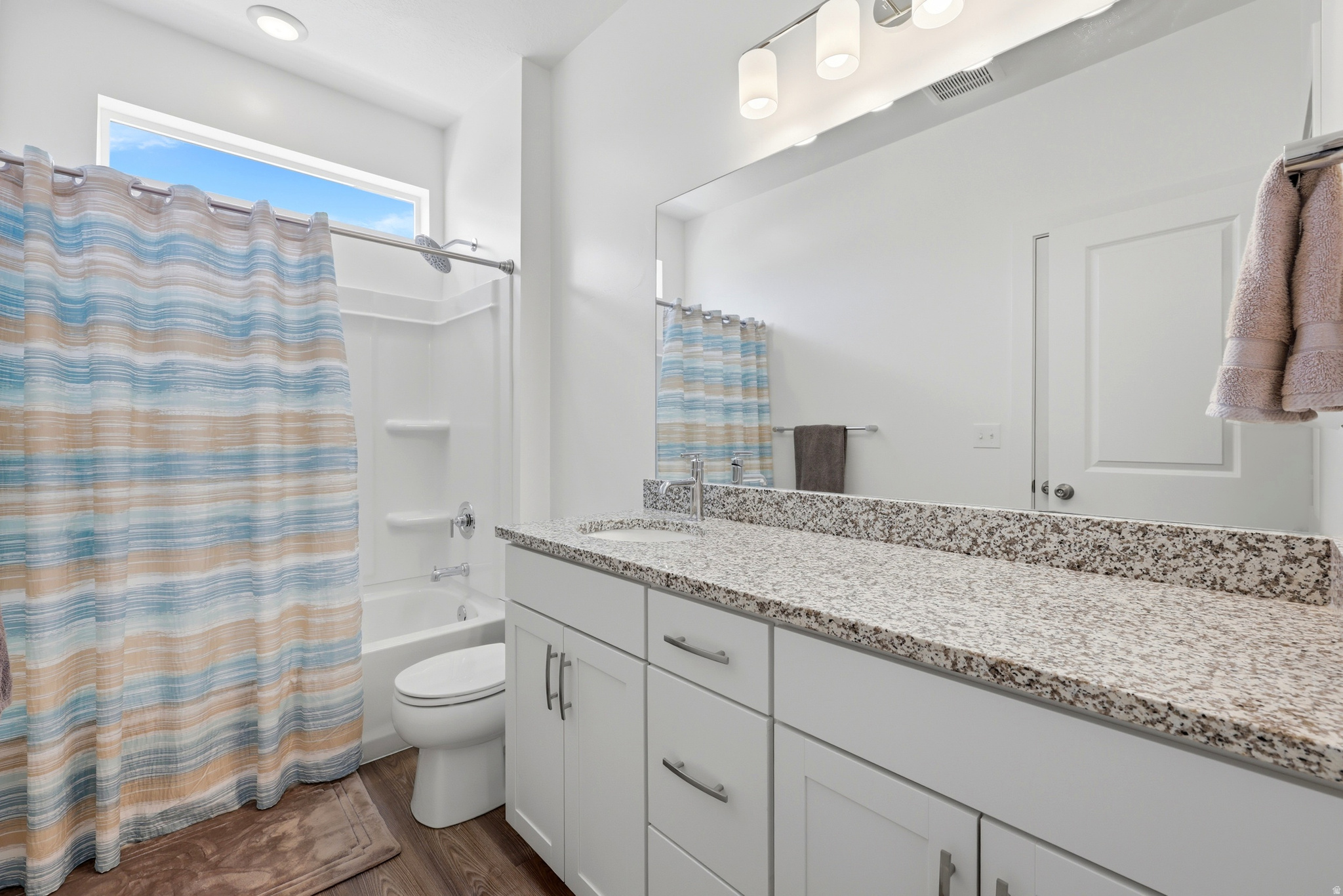 SHORELINE - Residential