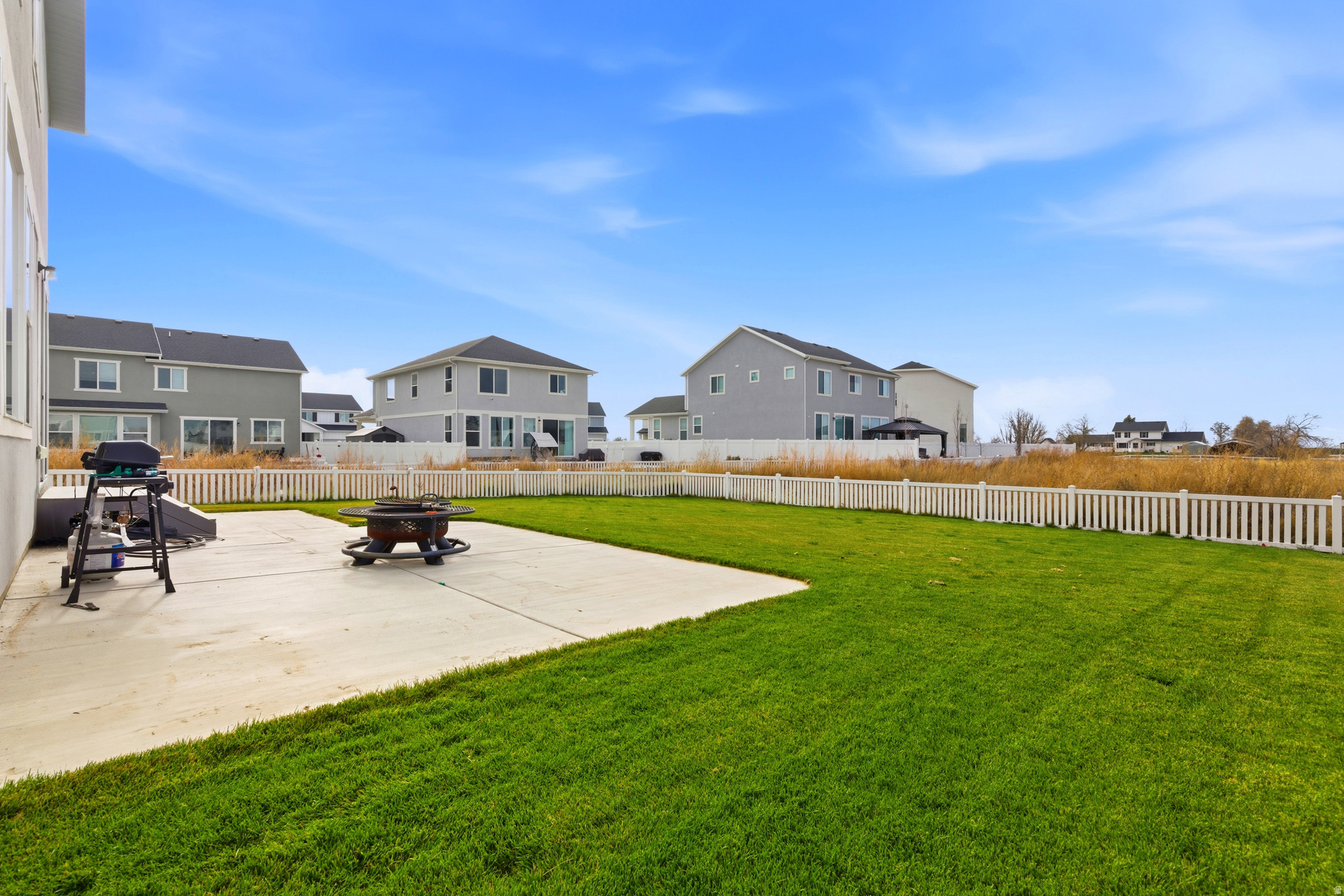 SHORELINE - Residential