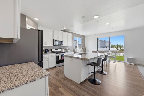 Tiny photo for 2978 S SHORELINE DR, Syracuse, UT 84075 (MLS # 2160406)