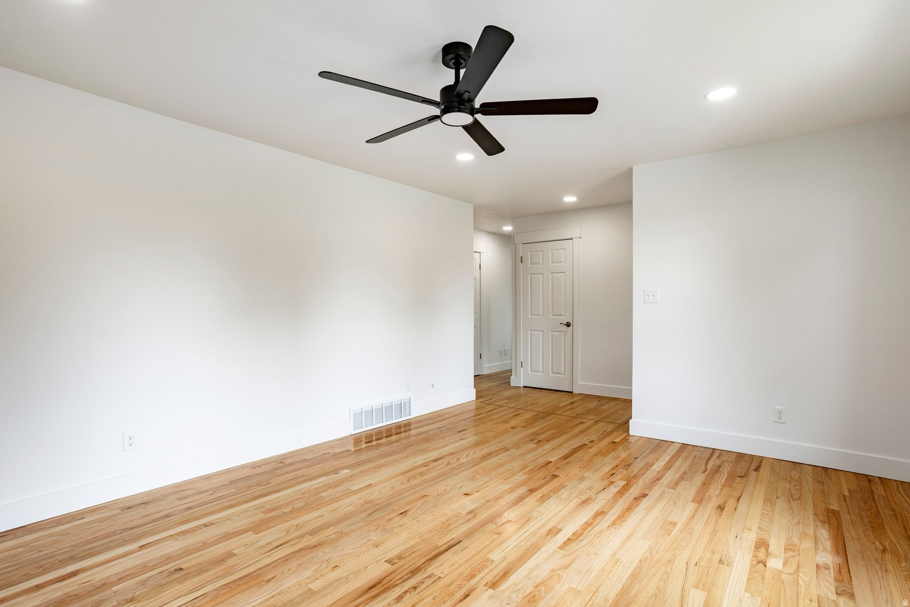 INDIAN HILLS - Residential
