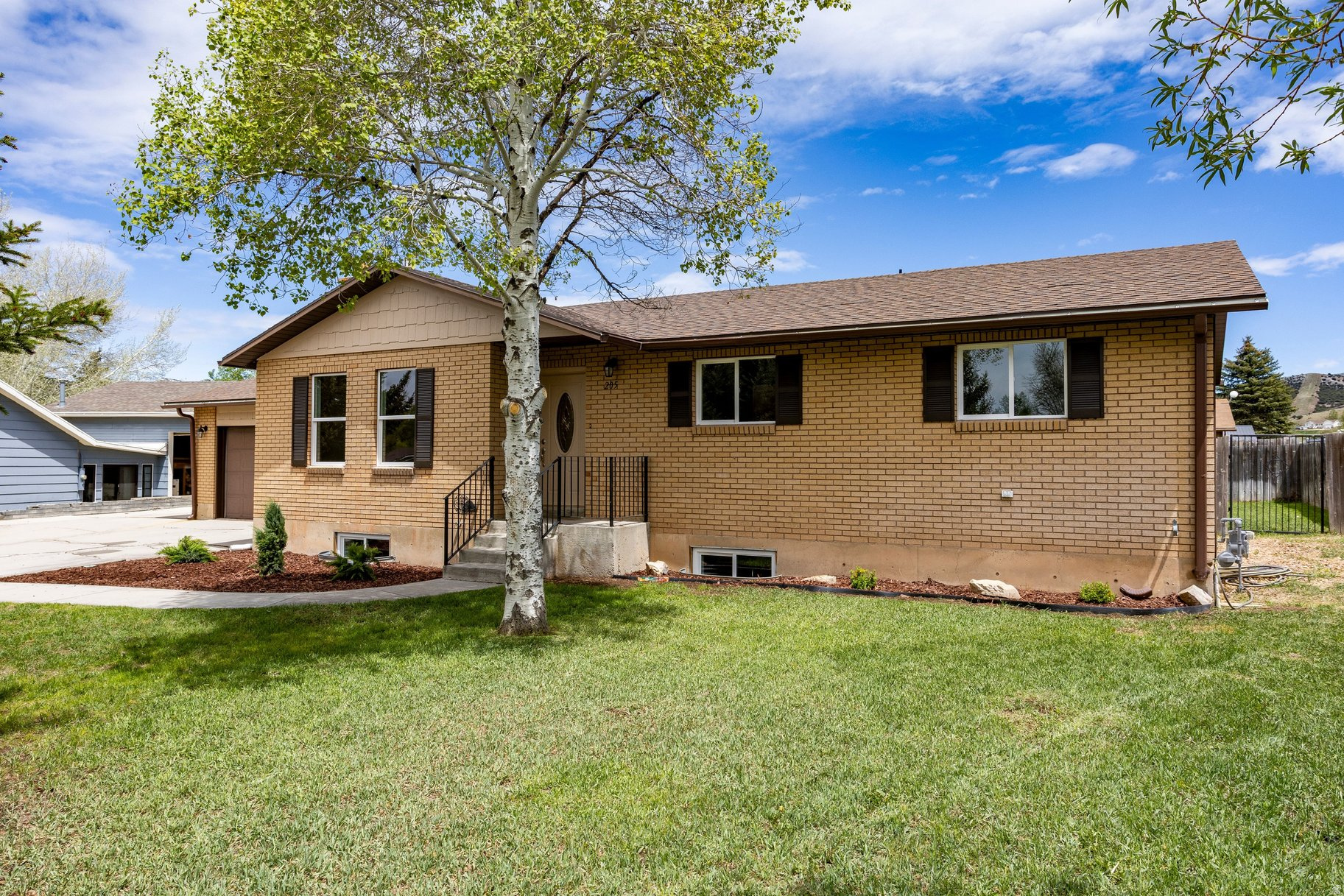 INDIAN HILLS - Residential