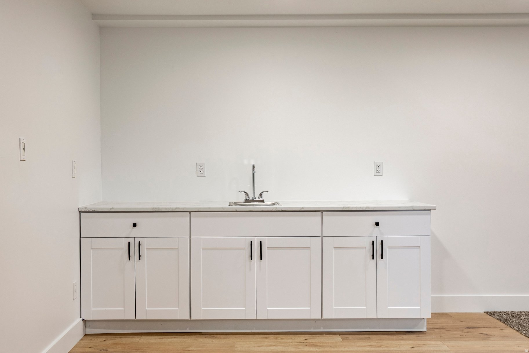 INDIAN HILLS - Residential