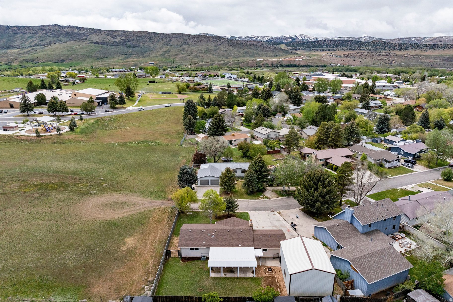 INDIAN HILLS - Residential