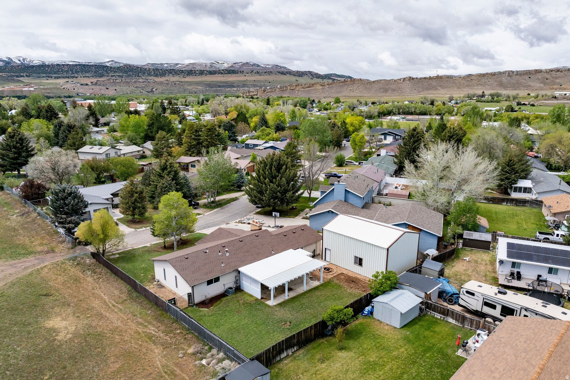 INDIAN HILLS - Residential