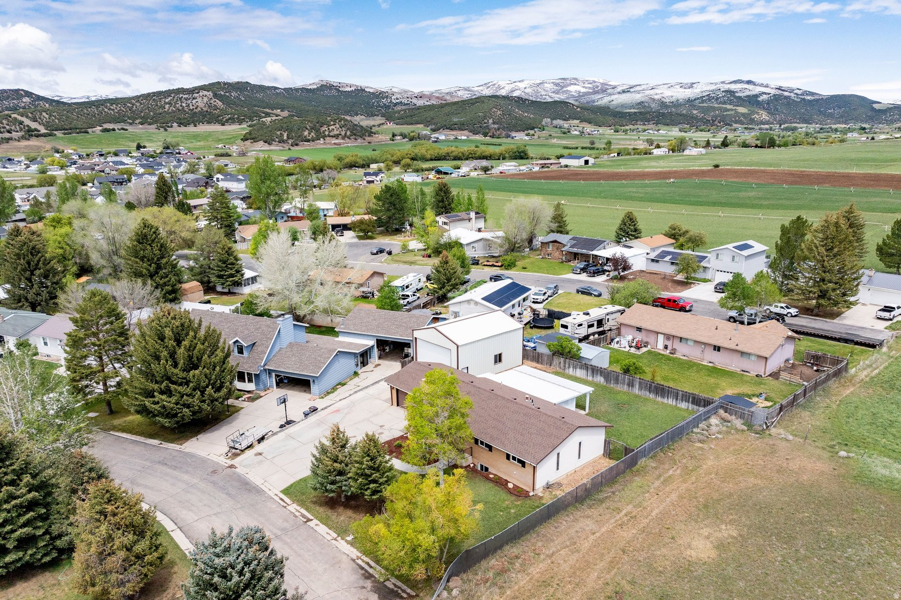 INDIAN HILLS - Residential