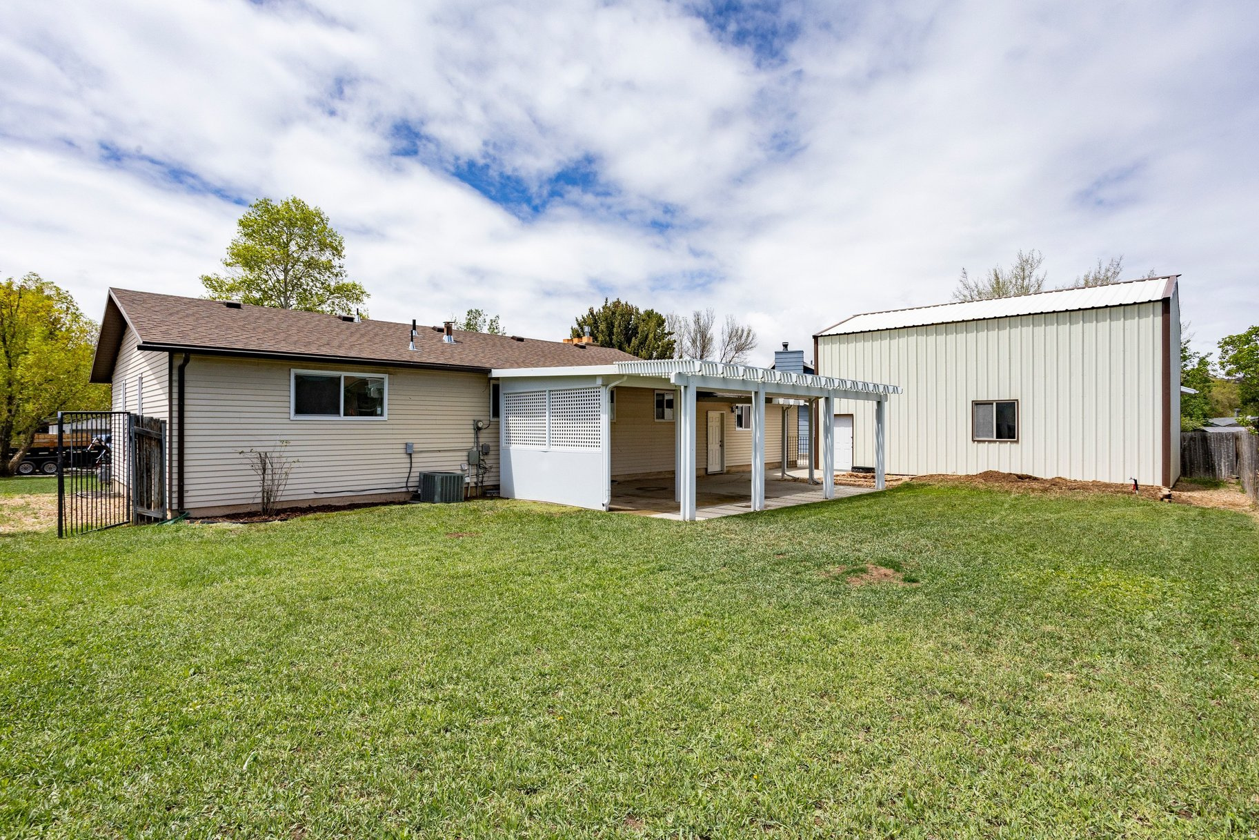 INDIAN HILLS - Residential