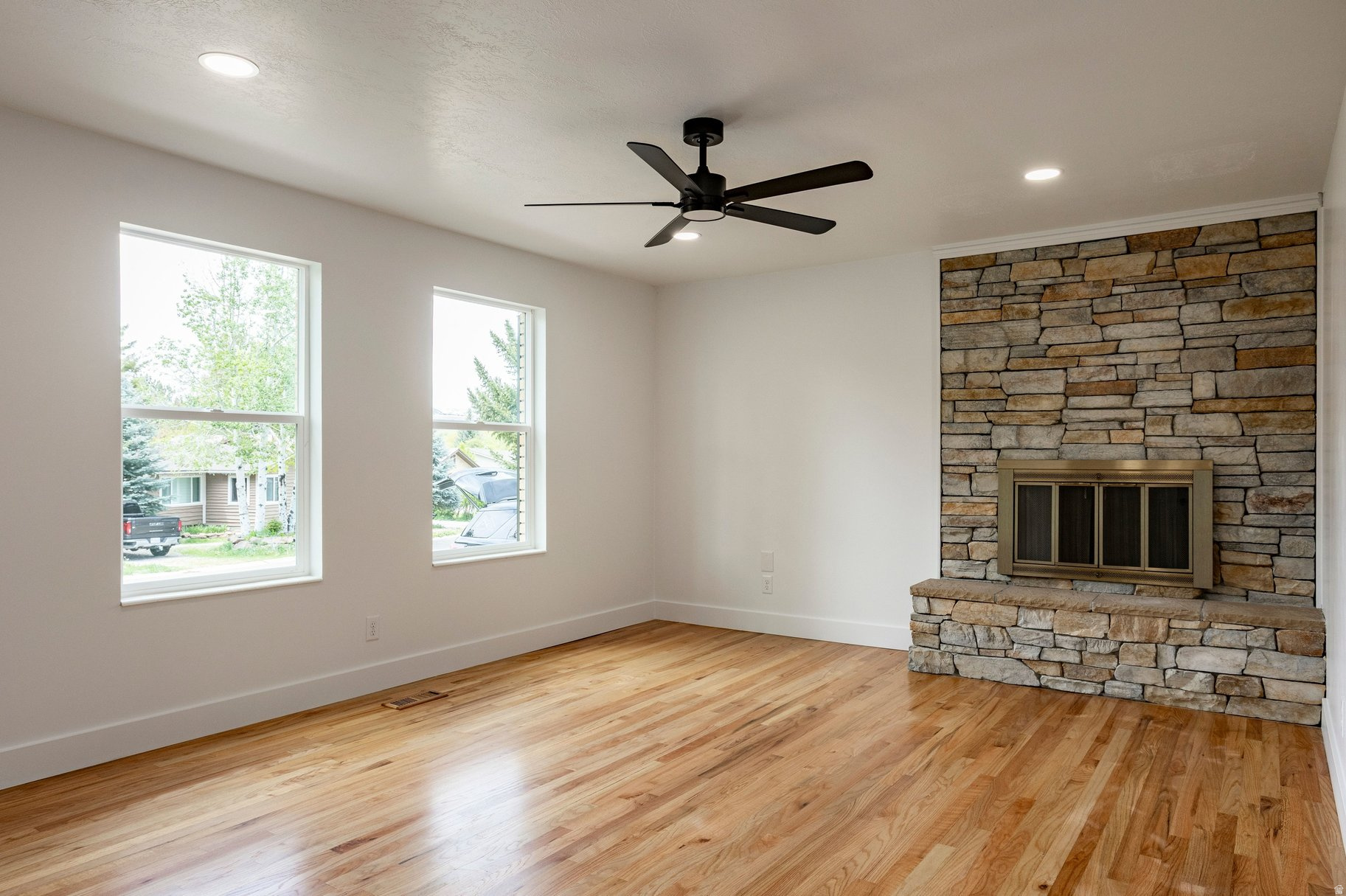 INDIAN HILLS - Residential