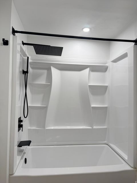 Tiny photo for 1002 W FOX AVE, Santaquin, UT 84655 (MLS # 2146147)