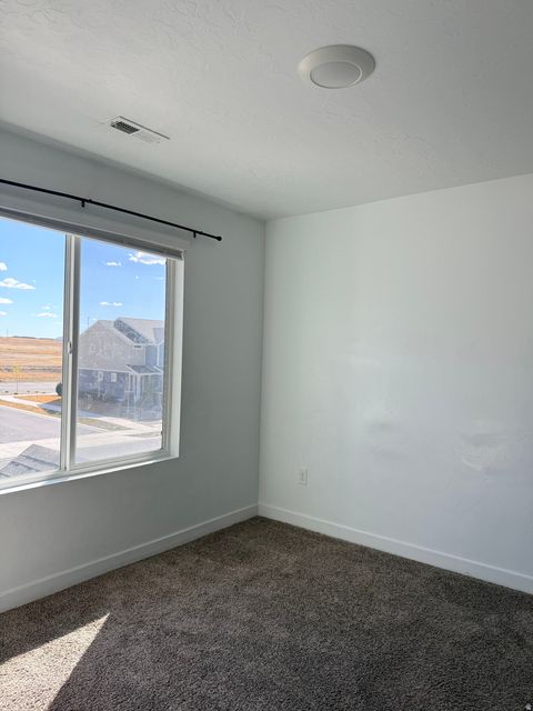 Tiny photo for 1002 W FOX AVE, Santaquin, UT 84655 (MLS # 2146147)